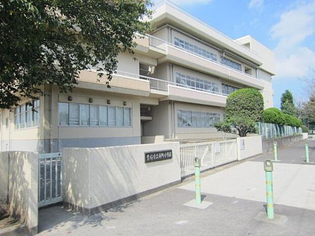 青梅市立新町小学校まで1160m