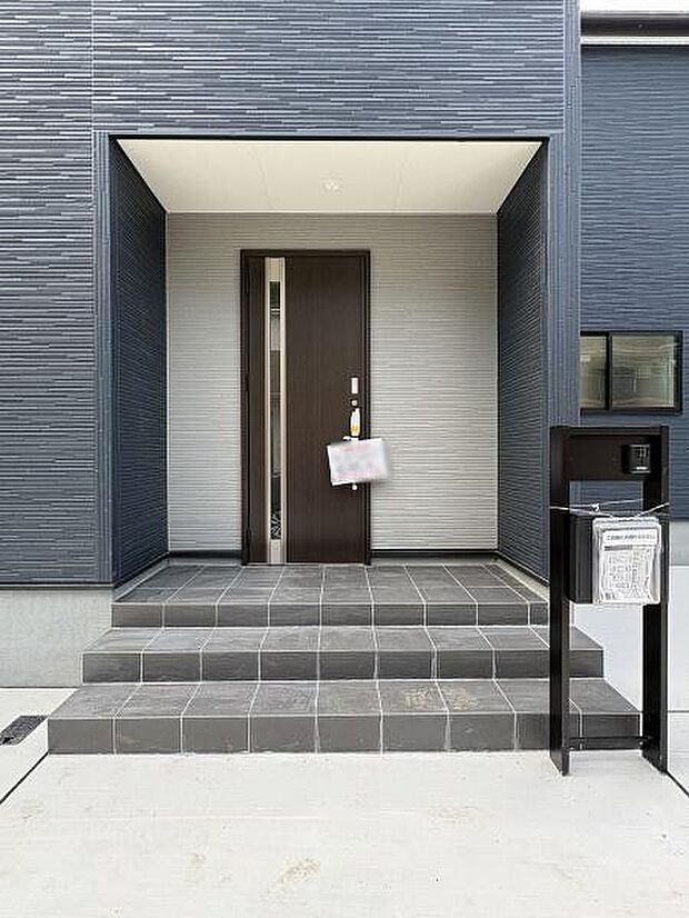 外玄関の様子です。