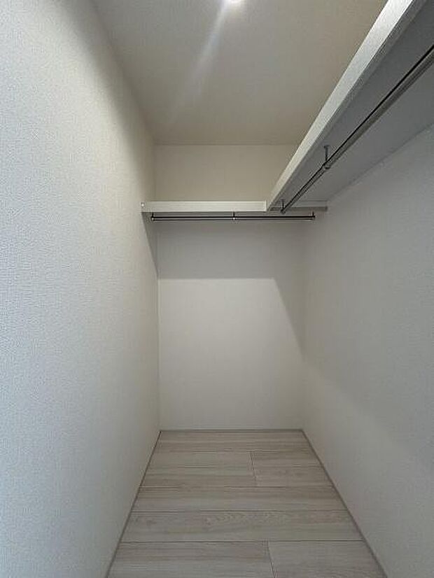 7.5帖洋室内クローゼット