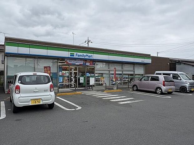 ファミリーマート東秋留店まで516m