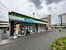 周辺：ファミリーマート西武拝島店まで692m