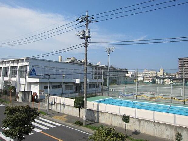福生市立福生第二中学校まで1757m