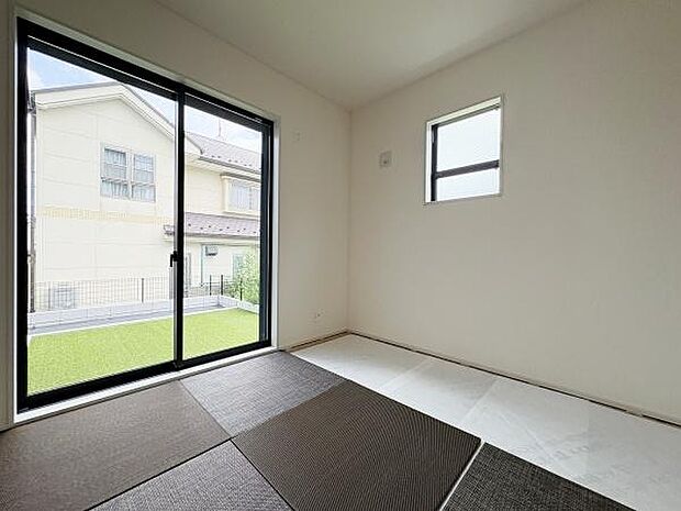 客間や個室など、フレキシブルに使える和室。