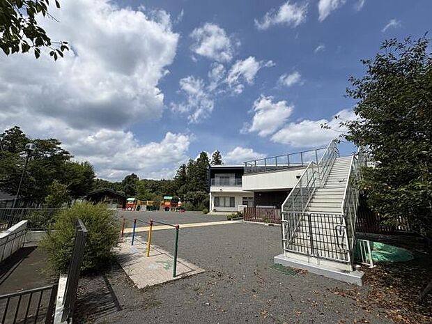 大正保育園まで687m