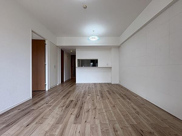 自然と家族が集まってくる居心地の良いリビング。