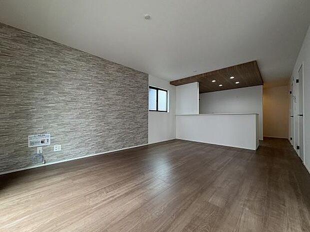 居心地のよいリビング。16帖