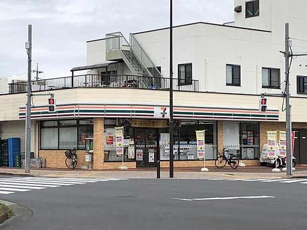 セブンイレブン青梅河辺駅南口店まで264m
