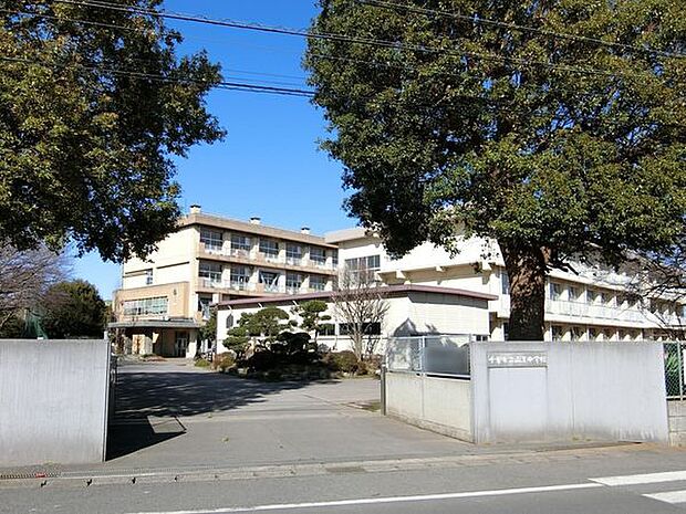 千葉市立山王中学校まで1600m