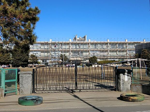 千葉市立院内小学校まで350m