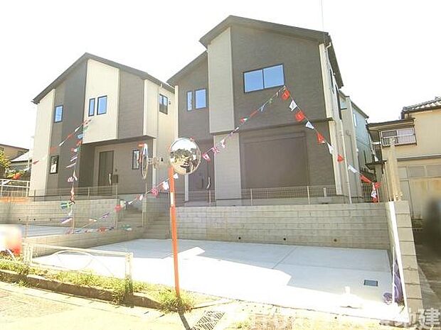 カースペースは並列3台分の広さがあります