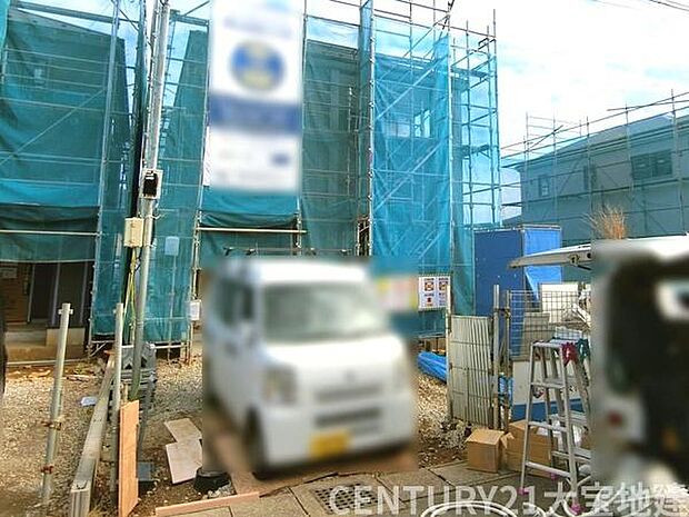 カースペースは車種により2台駐車可能です