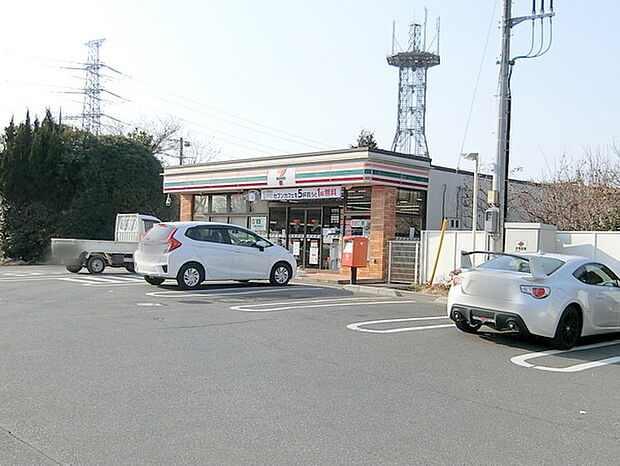 セブンイレブン四街道小名木店まで1176m
