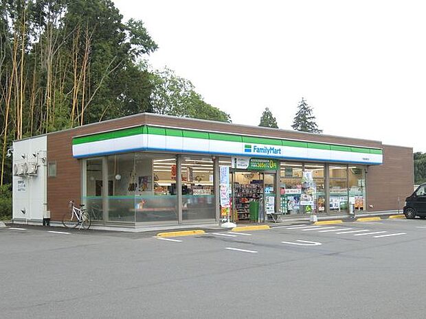 ファミリーマート千葉金親町店まで839m