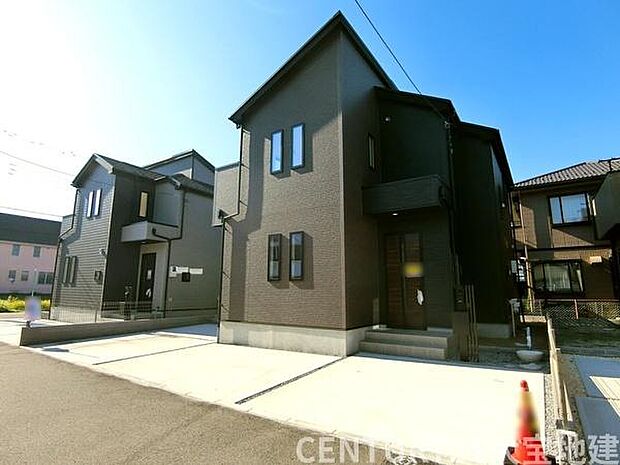 コンビニ、ドラッグストアまで徒歩4分です