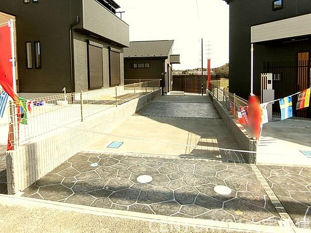 カースペース2台分です