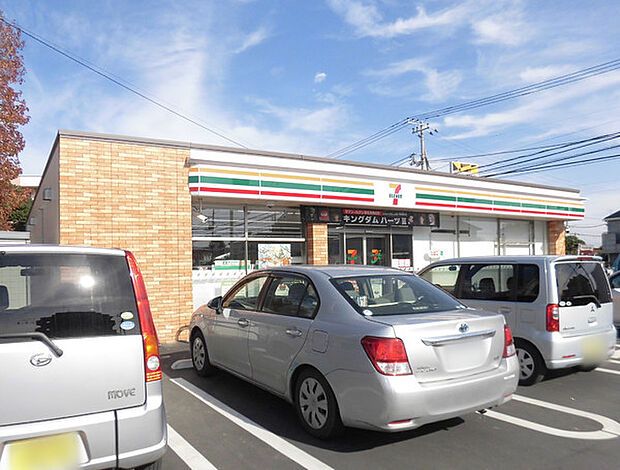 セブンイレブン千葉桜木町店まで640m
