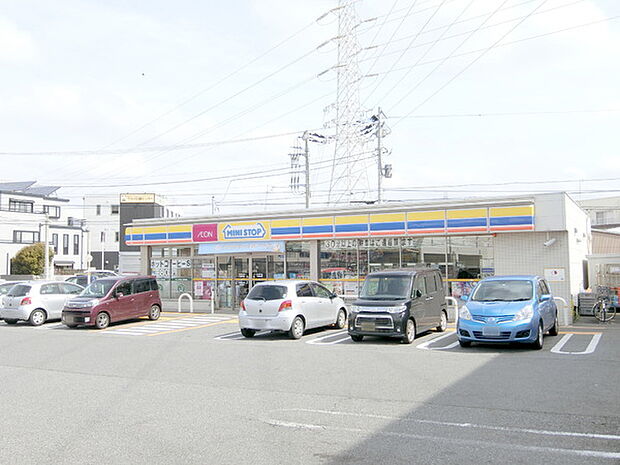 ミニストップ千葉都町店まで850m