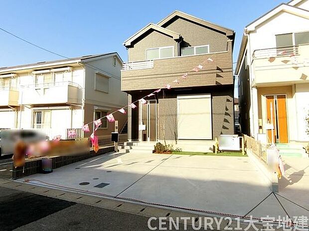 カースペース並列2台分です