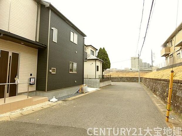 幅員約5.9m道路に接道