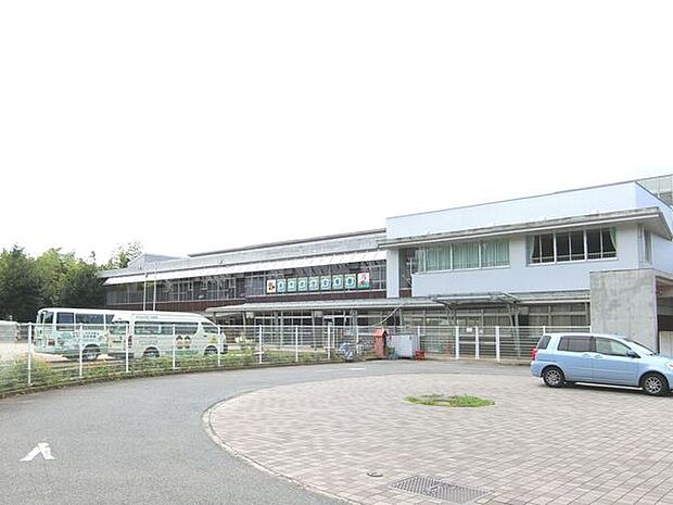 あやめ台幼稚園まで1100m