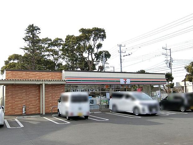 セブンイレブン四街道大日桜ケ丘店まで581m
