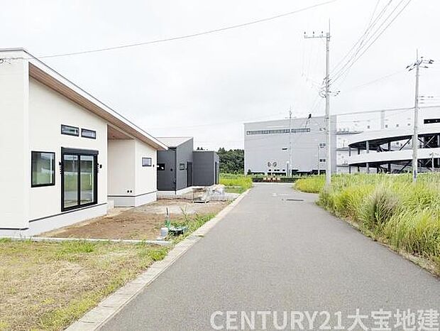 ■南西側 幅員6mに接道