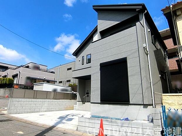 南側道路で陽当り良好です