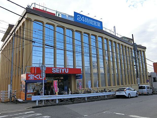 西友新検見川店まで700m