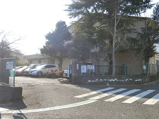 千葉市立白井小学校まで2600m