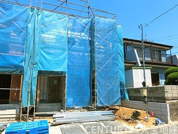 カースペース、車種により並列2台分です