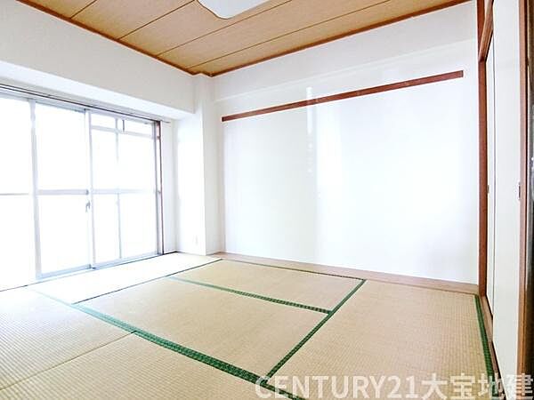 ■6帖の和室■和室の醸し出す空間は、不思議と心が落ち着きます