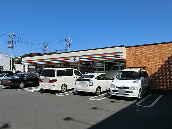 セブンイレブン千葉東寺山町店まで493m