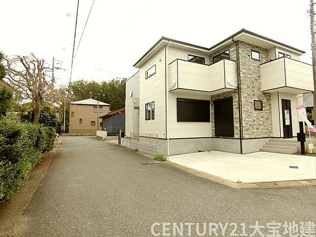 幅員約5.5m道路に接道しています