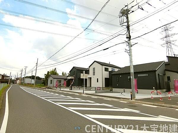 幅員約9ｍ道路に接道しています