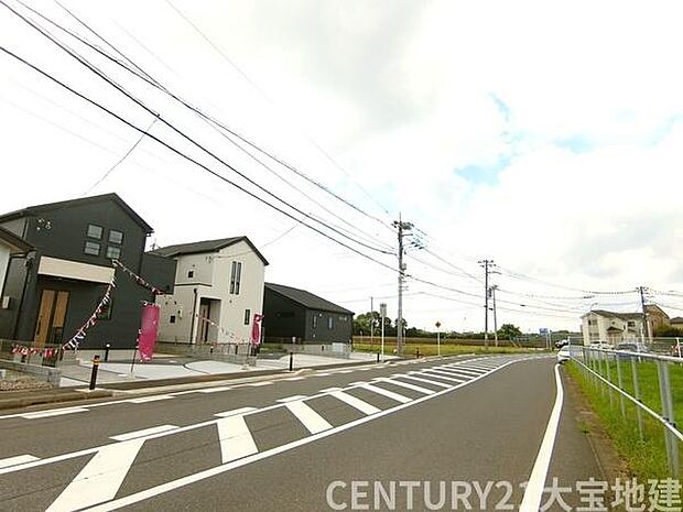 幅員約9m道路に接道しています