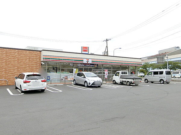 セブンイレブン千葉塩田町店まで444m
