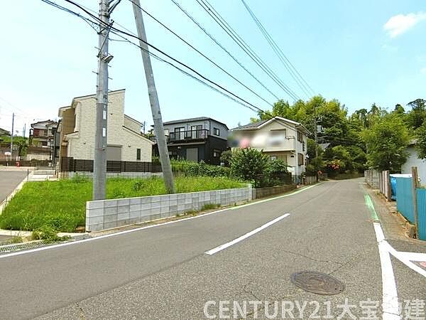 幅員約6.3ｍ道路に接道しています