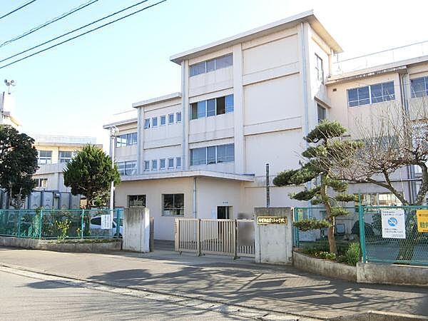 千葉市立星久喜小学校まで1000m