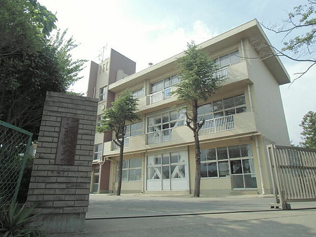 千葉市立千城台西中学校まで1000m