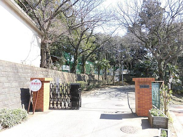 千葉市立加曽利中学校まで2700m