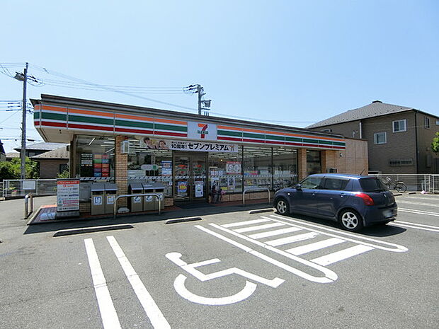 セブンイレブン四街道物井店まで765m