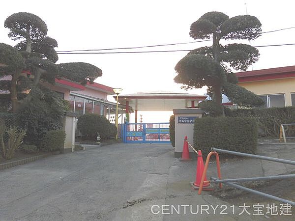 土気中央幼稚園まで748m
