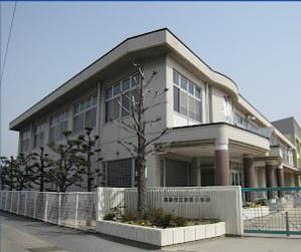 高砂市立伊保小学校まで3271m