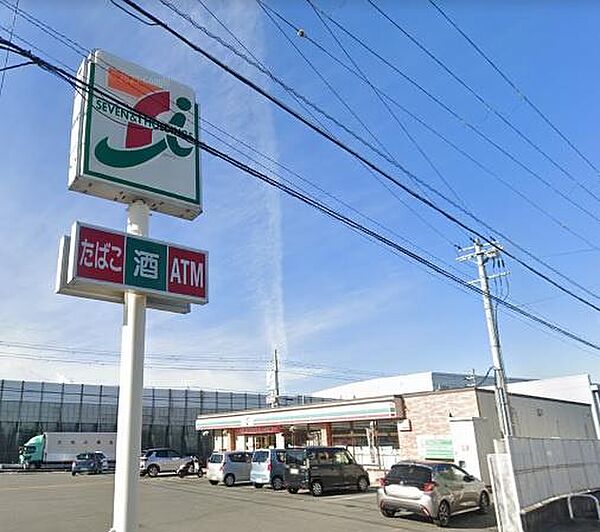 セブンイレブン加古川平岡辻ケ内店まで1054m