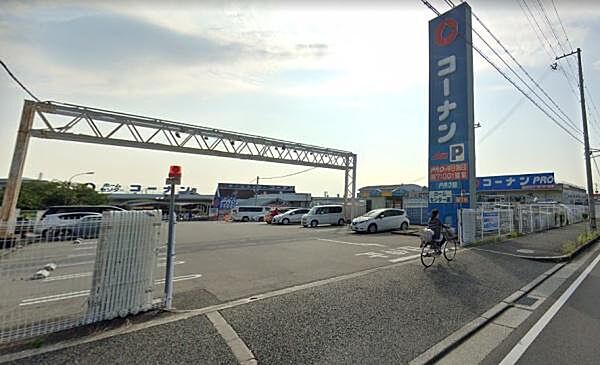コーナン魚住店まで853m