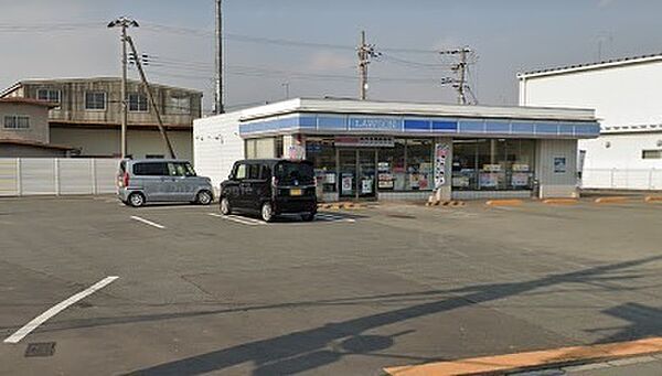 ローソン播磨東本荘店まで416m