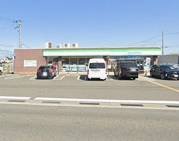 ファミリーマート 稲美五軒屋店まで2644m