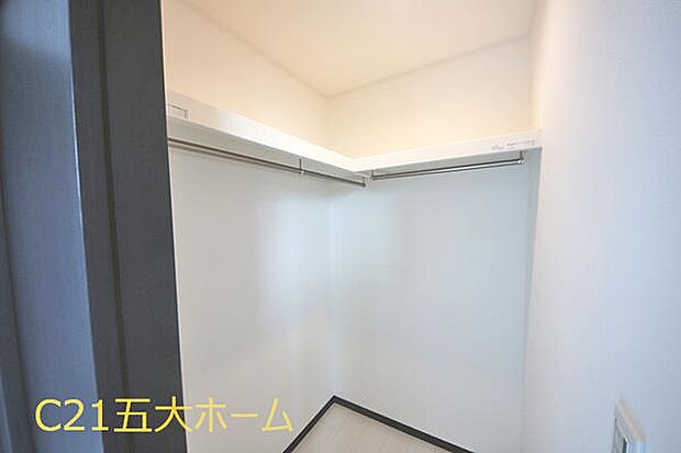 物件のご提案から現地へのご案内、ご契約まで、業務に精通したスタッフが対応させて頂きます。お気軽にご相談ください☆