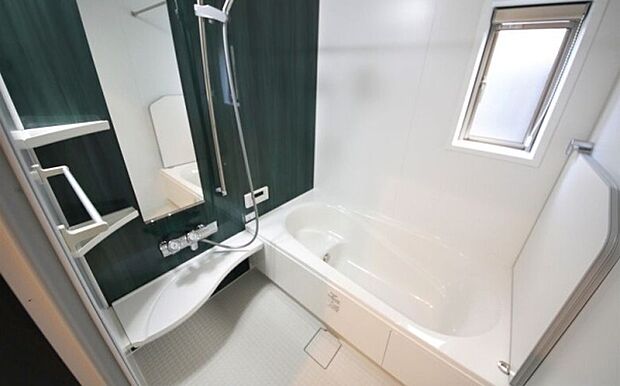 近くには同仕様物件がございますので、内装等のイメージをご確認いただけます。お気軽にお問い合わせください。