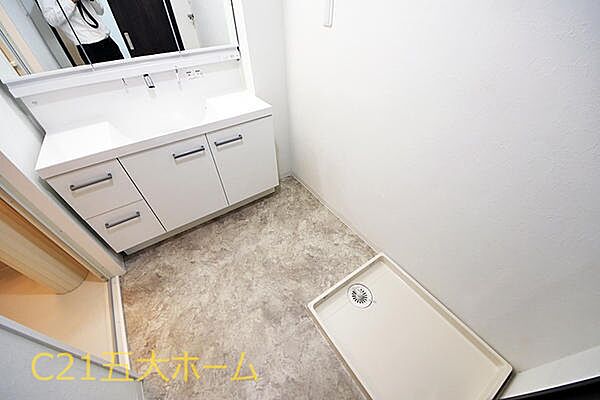 物件のご提案から現地へのご案内、ご契約まで、業務に精通したスタッフが対応させて頂きます。お気軽にご相談ください！